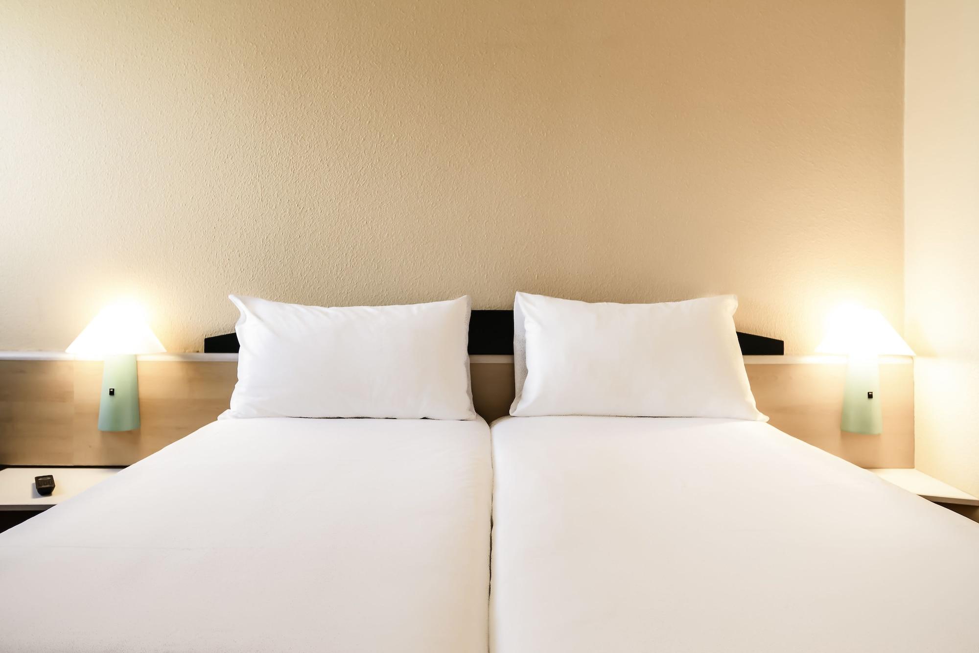 Hotel Ibis Evora Luaran gambar