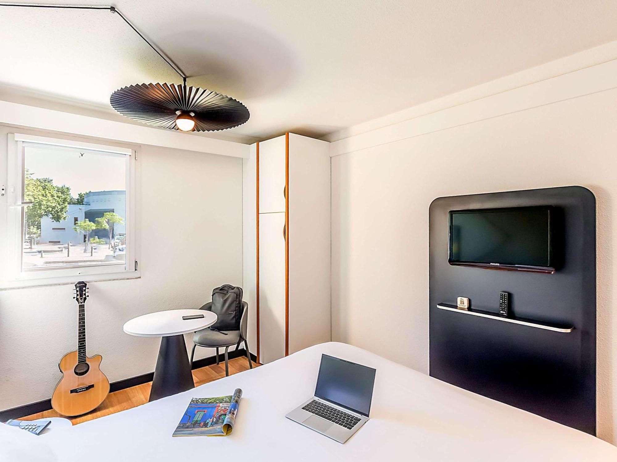 Hotel Ibis Evora Luaran gambar