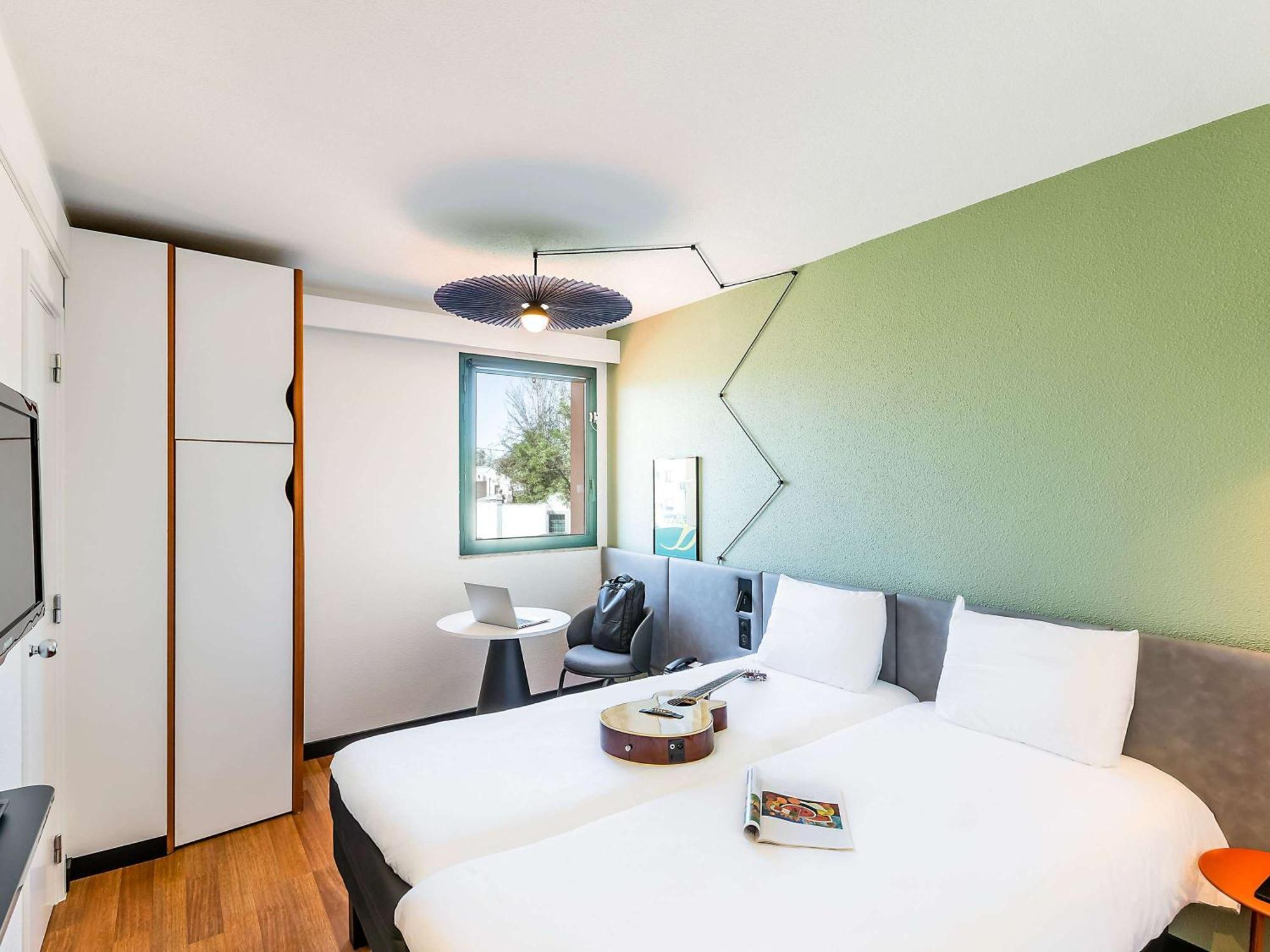 Hotel Ibis Evora Luaran gambar