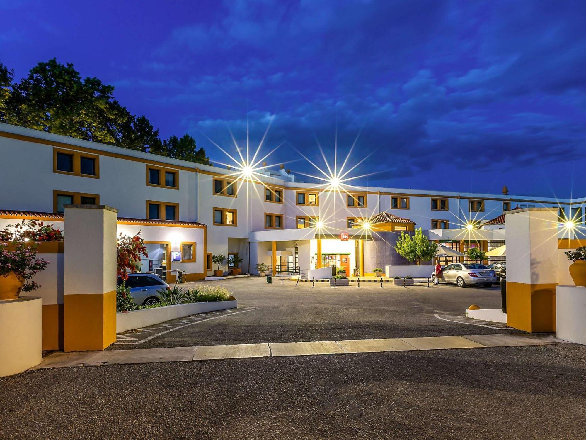 Hotel Ibis Evora Luaran gambar
